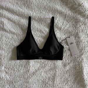 ALO Yoga Black Women's Top